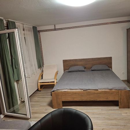 Apartma Med Oljkami Spodnji Portoroz Luaran gambar