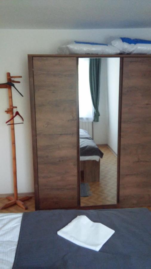 Apartma Med Oljkami Spodnji Portoroz Luaran gambar